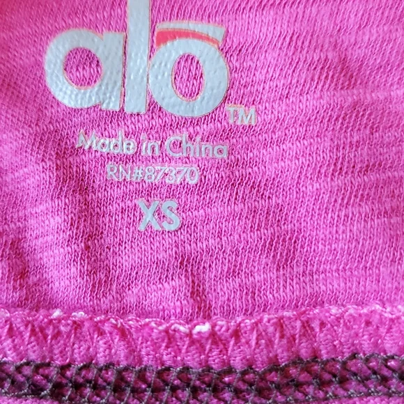 Alo sport pink top - Picture 6 of 16